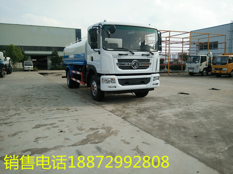 東風(fēng)灑水車生產(chǎn)廠家 東風(fēng)灑水車生產(chǎn)廠家