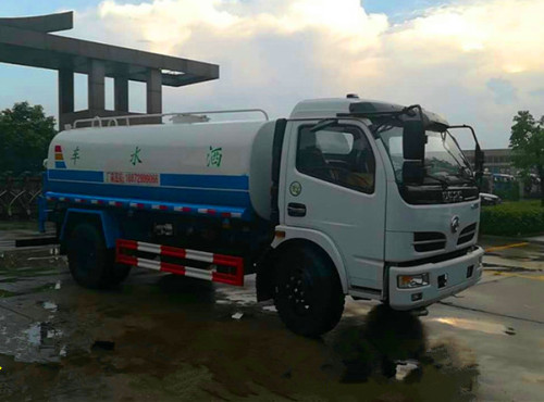 東風(fēng)長沙灑水車銷售中心 東風(fēng)長沙灑水車銷售中心