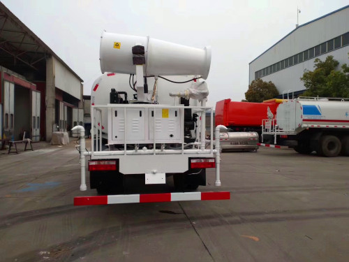 灑水車(chē)價(jià)格多少 灑水車(chē)價(jià)格多少