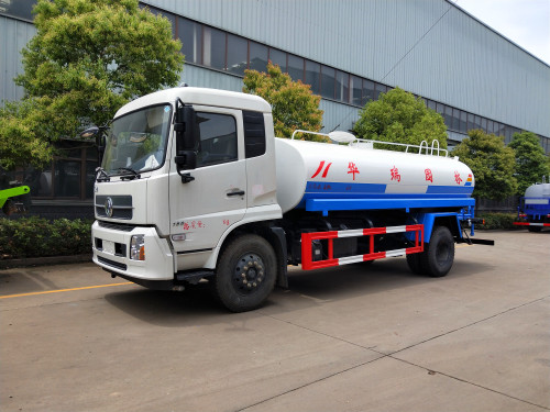 ���ݞ�ˮ܇�r�񣬜��݇�����ˮ܇�N�ۣ��|�L(f��ng)��ˮ܇����S��