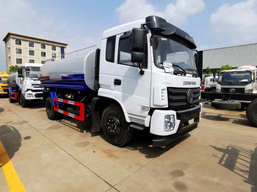 �����О�ˮ܇�������О�ˮ܇�N���������О�ˮ܇�S�҃r���r