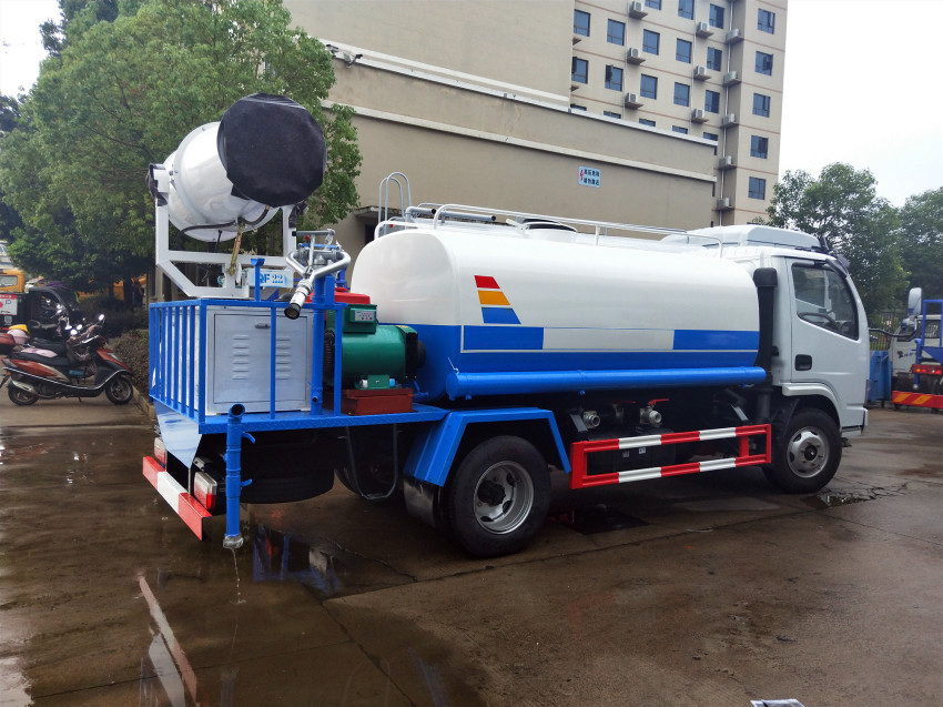 藍牌5方多功能抑塵車30米霧炮功能 藍牌5方多功能抑塵車30米霧炮功能