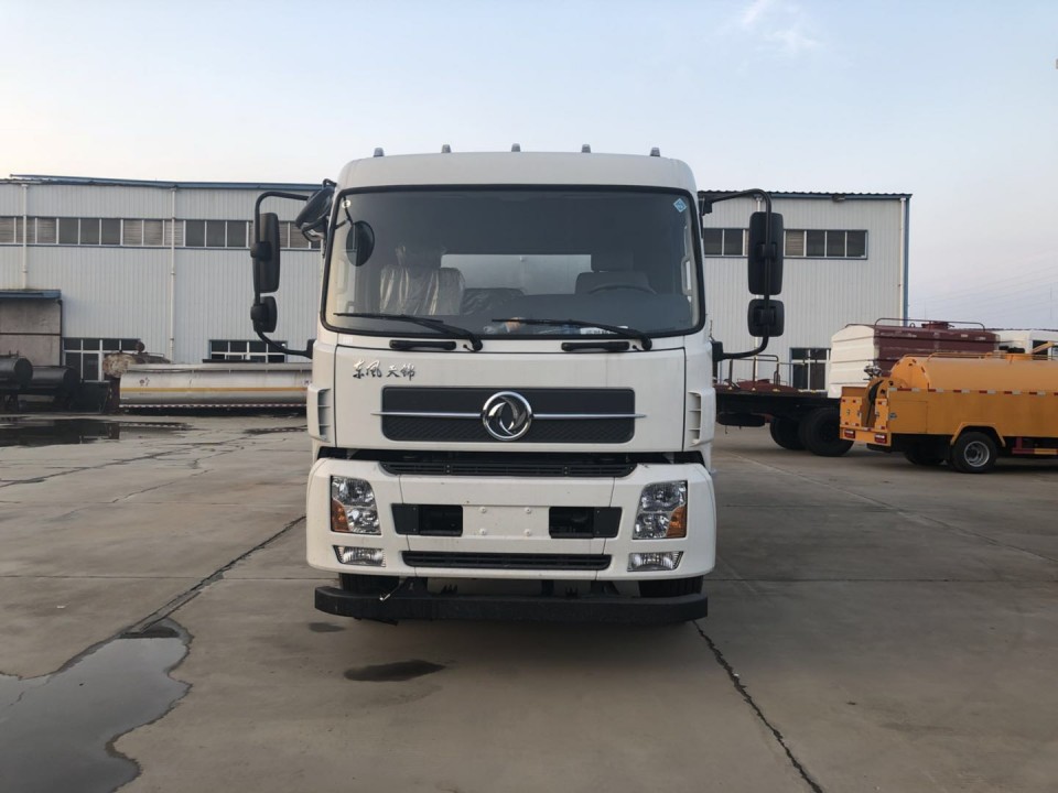 �h�l��ˮ܇ͻȻ�x܇���������܇������˾�C��ů��