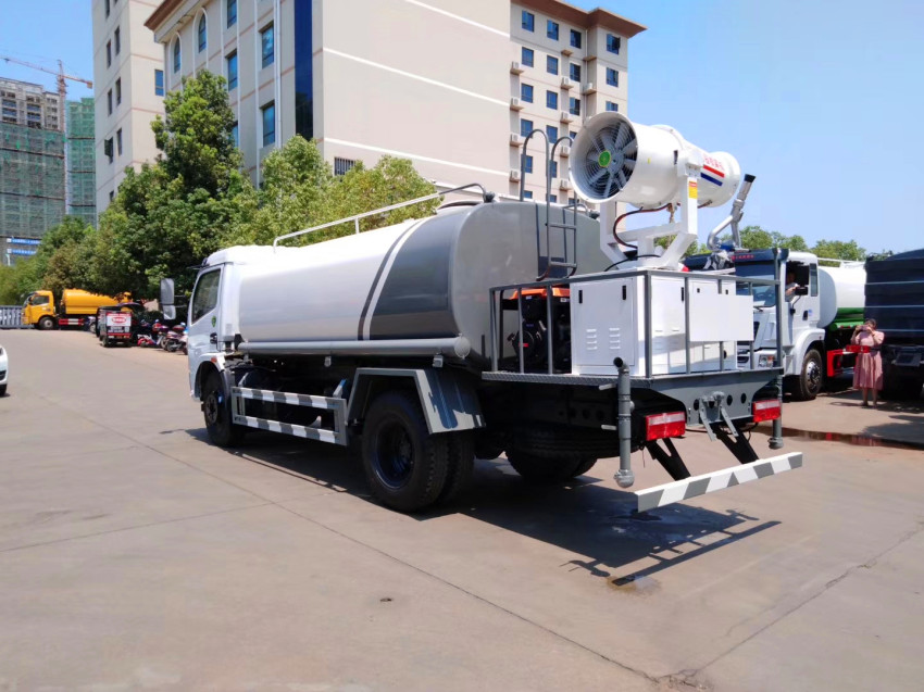 抑塵車的圖片 抑塵車的圖片