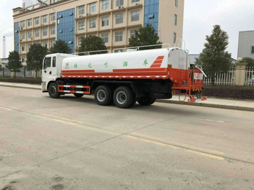 工地灑水車圖片 工地灑水車圖片