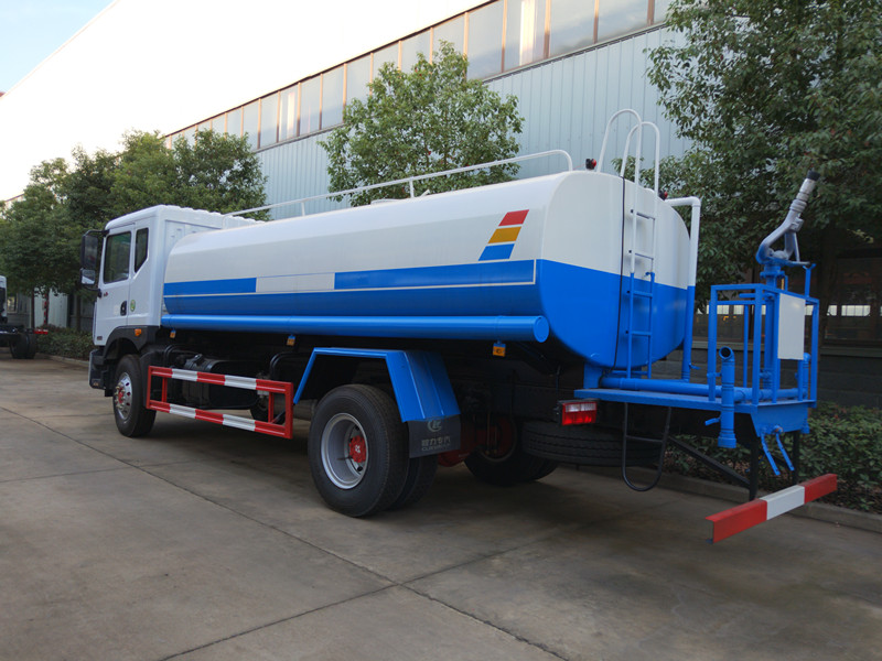 東風多利卡D9灑水車 東風多利卡D9灑水車