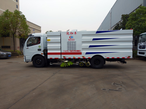 5方掃路車 東風(fēng)小多利卡道路清掃車 優(yōu)質(zhì)產(chǎn)品掃地車廠家哪里 5方掃路車 東風(fēng)小多利卡道路清掃車 優(yōu)質(zhì)產(chǎn)品掃地車廠家哪里