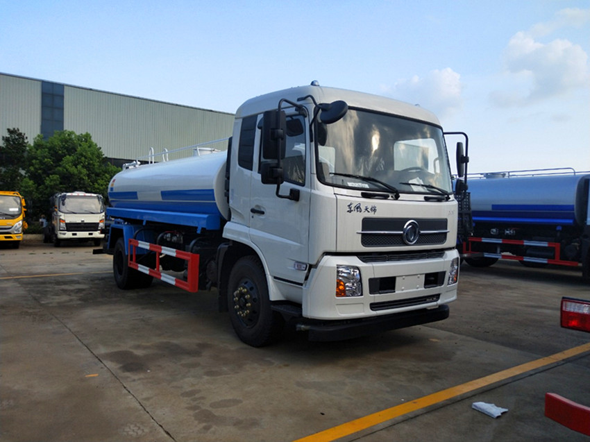 優惠供應15噸工地降塵綠化環衛灑水車 15立方灑水車價格 優惠供應15噸工地降塵綠化環衛灑水車 15立方灑水車價格