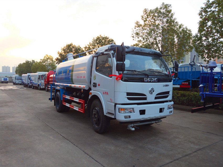 8方新款灑水車 工程綠化灑水車 噴灑車多少錢一輛 8方新款灑水車 工程綠化灑水車 噴灑車多少錢一輛