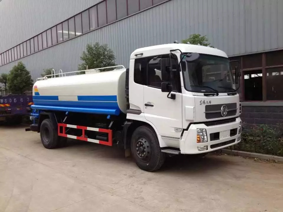 湖北楚勝12噸灑水車一程力12噸灑水車價格 湖北楚勝12噸灑水車一程力12噸灑水車價格