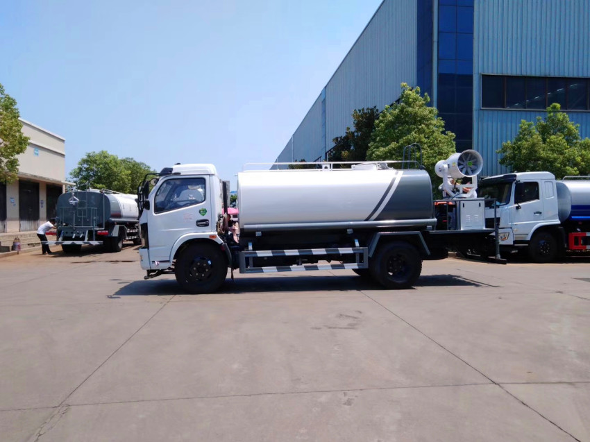 國六8方東風(fēng)多功能抑塵車 國六8方東風(fēng)多功能抑塵車