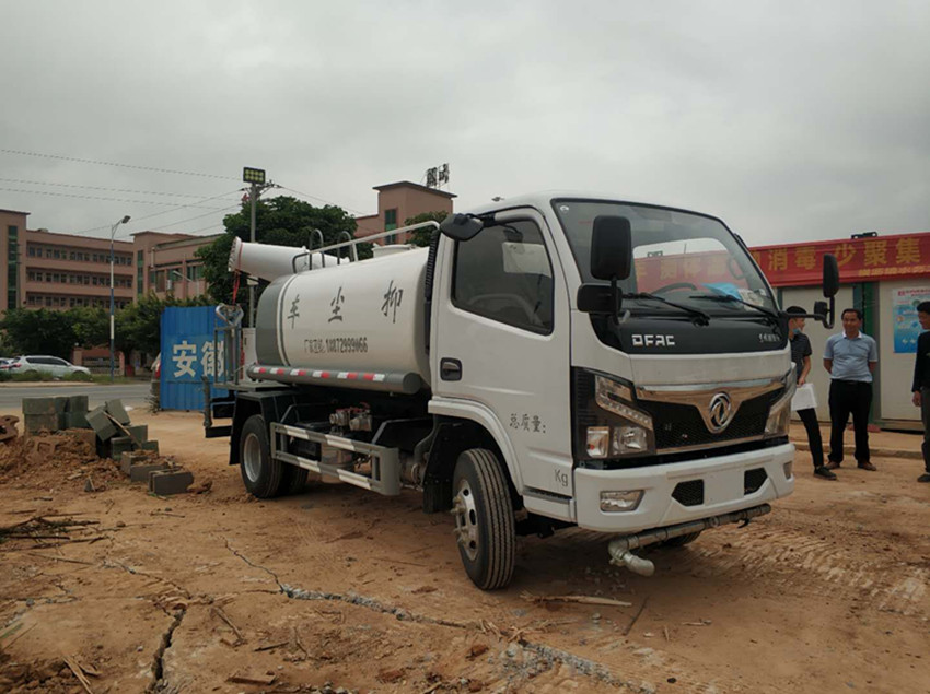 東風5噸上藍牌灑水車-藍牌灑水車銷售-程力藍牌灑水車廠家 東風5噸上藍牌灑水車-藍牌灑水車銷售-程力藍牌灑水車廠家