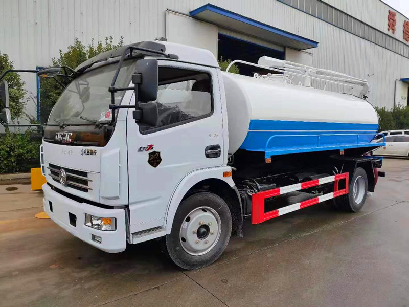 8立方吸糞車 8立方吸糞車