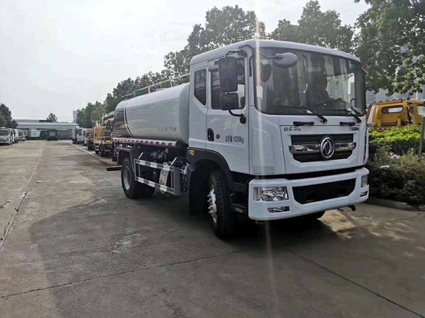 國6東風天龍后大型后雙橋灑水車配置價格-程力大型灑水車廠家直銷 國6東風天龍后大型后雙橋灑水車配置價格-程力大型灑水車廠家直銷