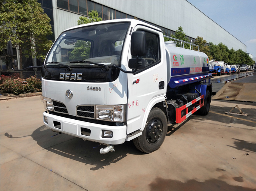 東風國六5立方灑水車 程力5方多利卡綠化灑水車廠家-東風集團 東風國六5立方灑水車 程力5方多利卡綠化灑水車廠家-東風集團