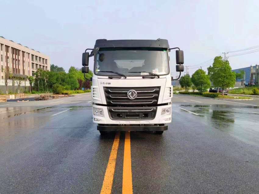 灑水車除了給路面灑水降塵還能做什么-灑水車有哪些用途-湖北程力 灑水車除了給路面灑水降塵還能做什么-灑水車有哪些用途-湖北程力