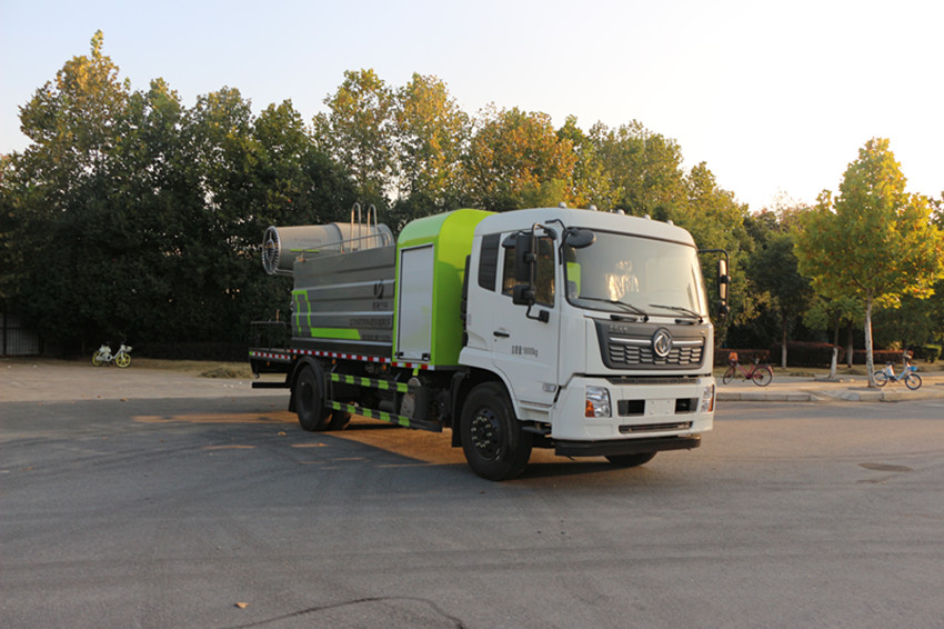 廣州客戶(hù)定購(gòu)2臺(tái)東風(fēng)天錦100米霧炮灑水車(chē)-霧炮灑水車(chē)廠(chǎng)家直銷(xiāo)-湖北程力 廣州客戶(hù)定購(gòu)2臺(tái)東風(fēng)天錦100米霧炮灑水車(chē)-霧炮灑水車(chē)廠(chǎng)家直銷(xiāo)-湖北程力