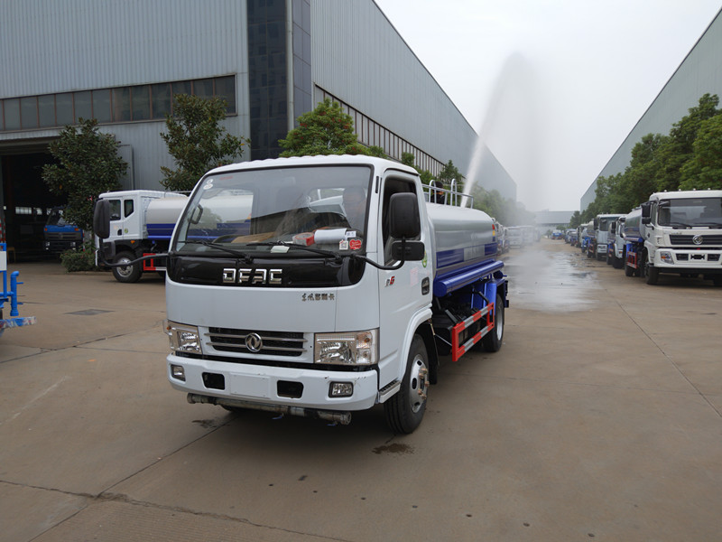 國(guó)六5噸東風(fēng)多利卡灑水車(chē)-綠化灑水車(chē)廠(chǎng)家價(jià)格報(bào)價(jià)-湖北程力 國(guó)六5噸東風(fēng)多利卡灑水車(chē)-綠化灑水車(chē)廠(chǎng)家價(jià)格報(bào)價(jià)-湖北程力