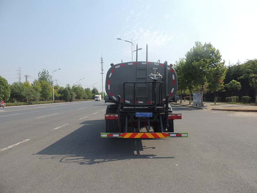 10方綠化灑水車 10方綠化灑水車