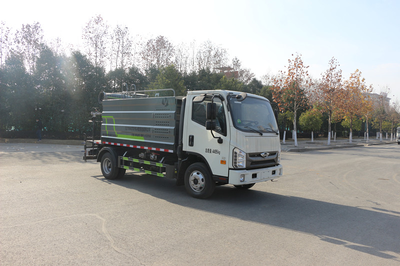 2噸小型灑水車 2噸小型灑水車