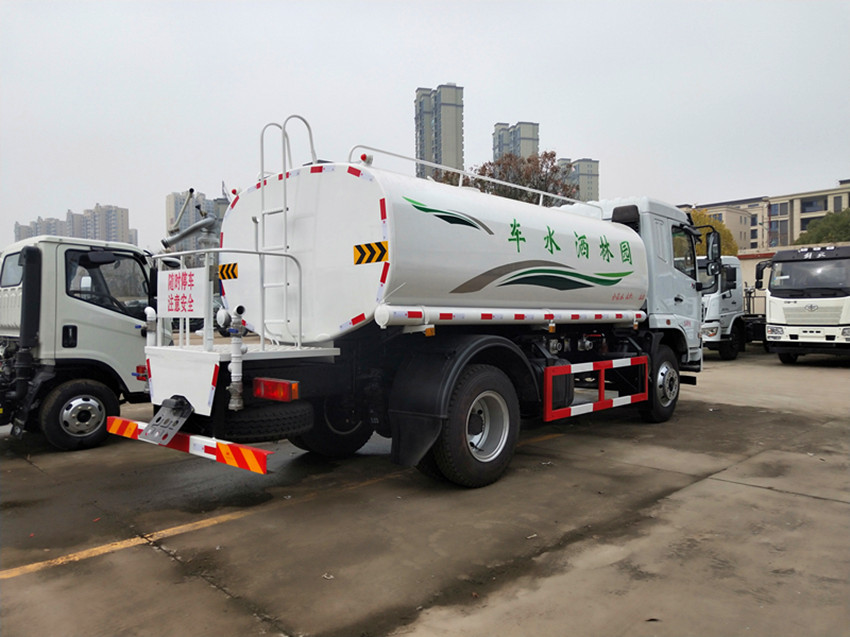 東風灑水車 東風灑水車