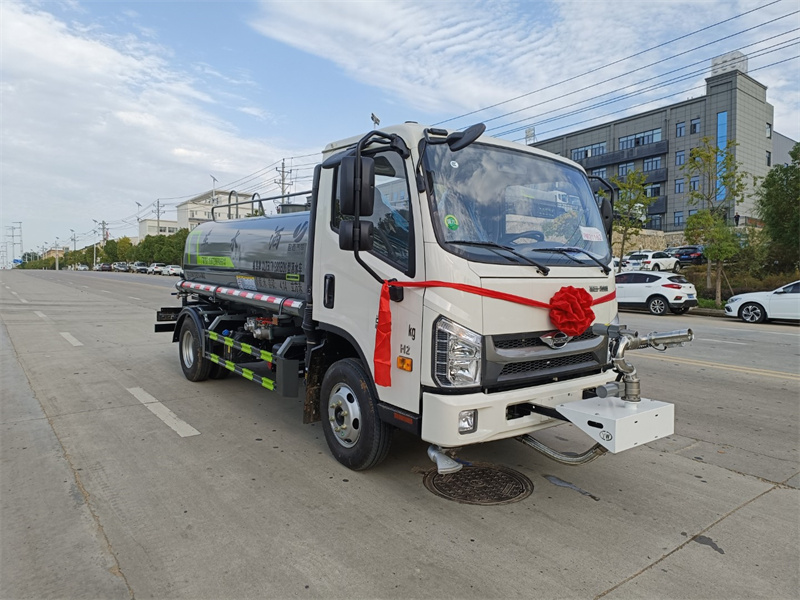 藍(lán)牌灑水車適合哪些應(yīng)用場景-藍(lán)牌灑水車廠家銷售 藍(lán)牌灑水車適合哪些應(yīng)用場景-藍(lán)牌灑水車廠家銷售