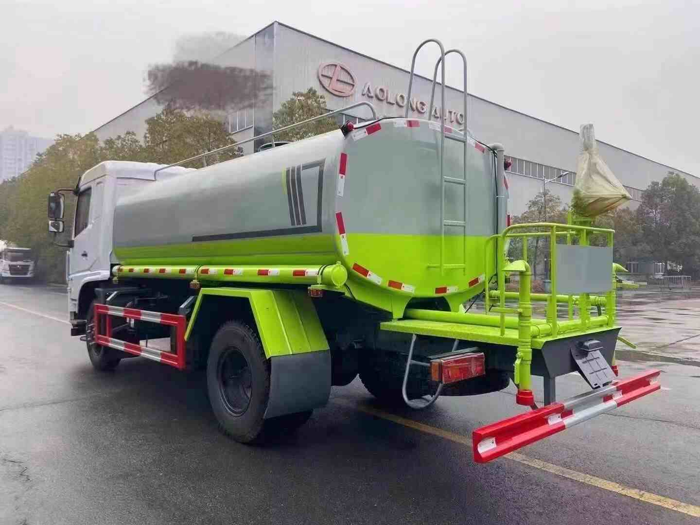 東風全系灑水車的配置詳情和參考價格