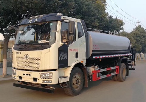 國六14方解放J6灑水車圖片 國六14方解放J6灑水車圖片