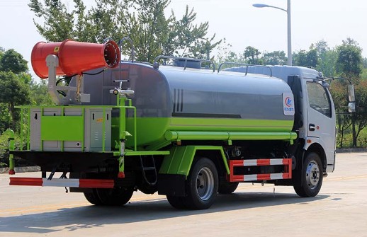 國六東風(fēng)凱普特K7霧炮灑水車圖片 國六東風(fēng)凱普特K7霧炮灑水車圖片