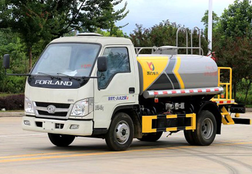 國六福田2噸灑水車圖片